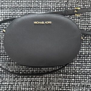 Michael Kors Elegant Black Crossbody Bag